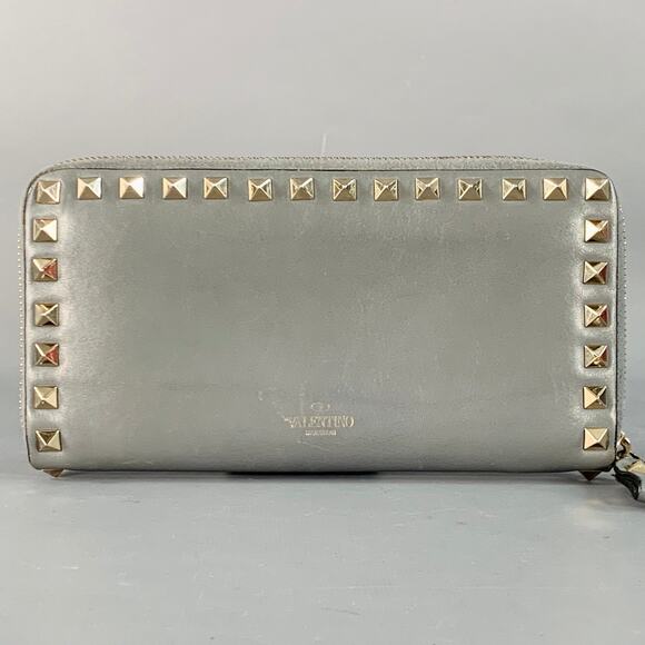 VALENTINO Rockstud Grey Gold Studded Leather Checkbook Wallet - Picture 1 of 8